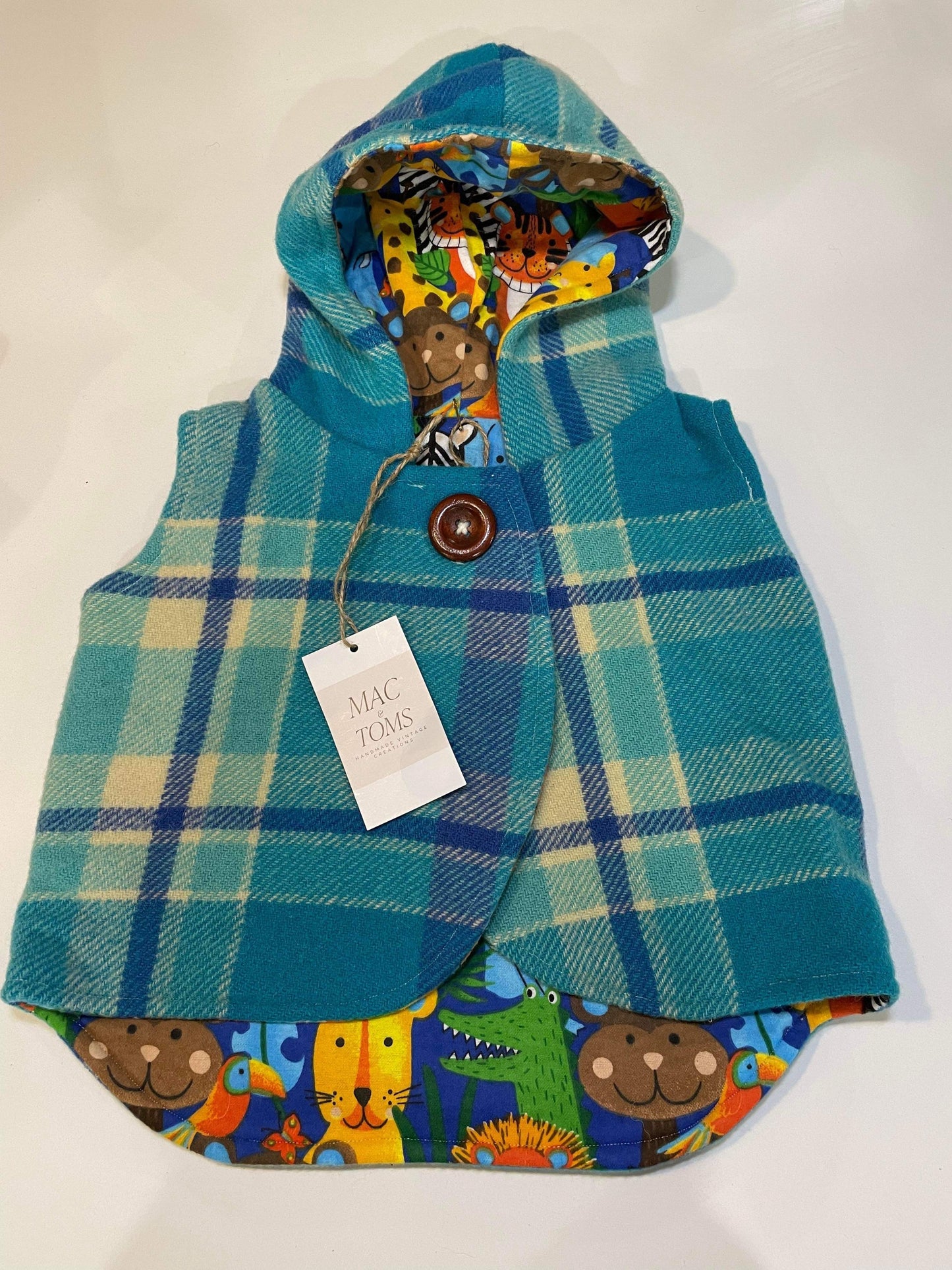 Size 3 Round Hood Wool Vest