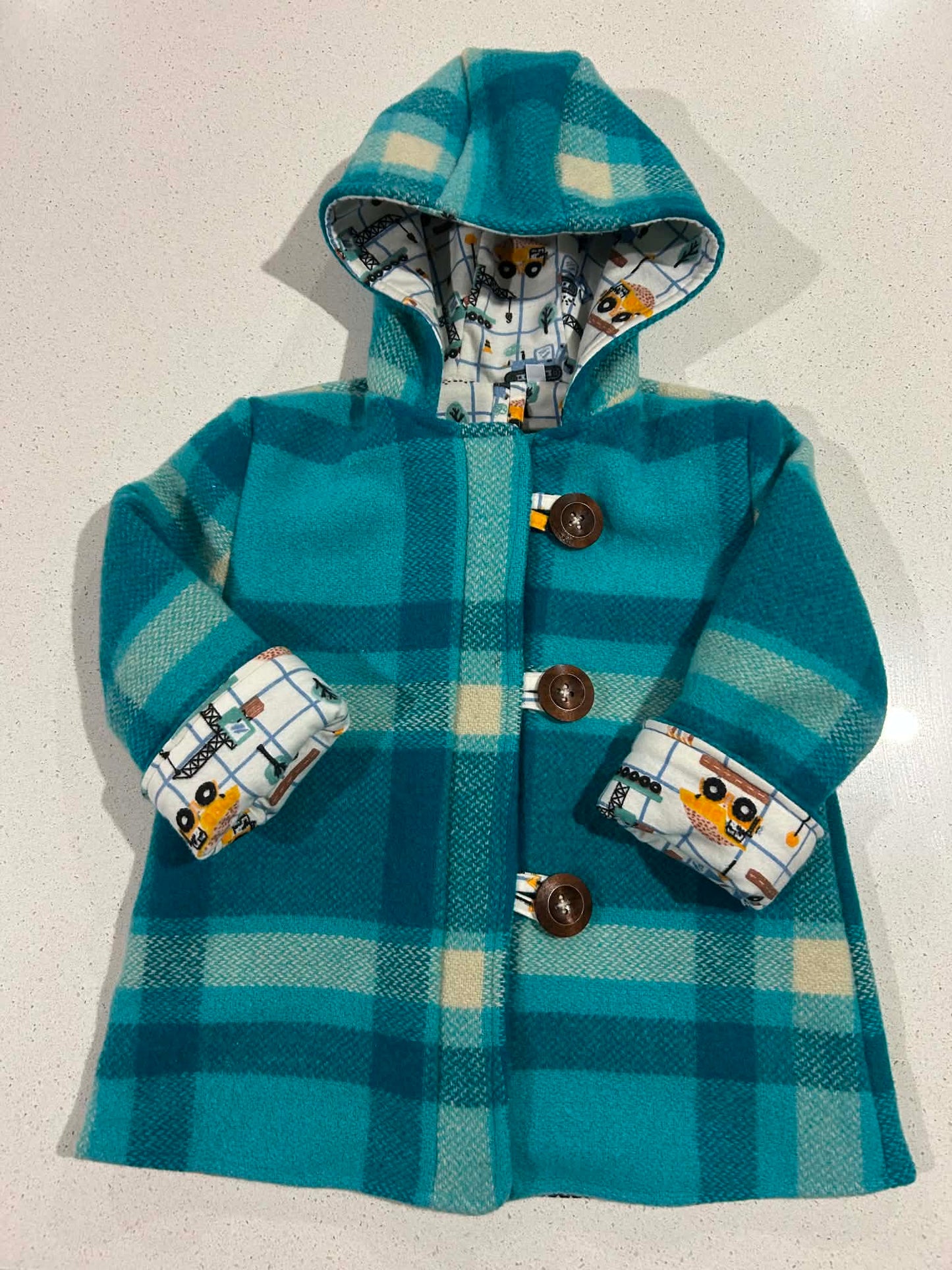 Size 4 Round Hood Wool Coat