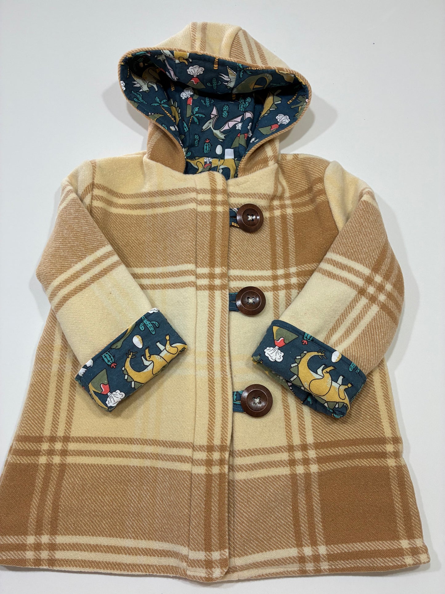 Size 4 Round Hood Wool Coat