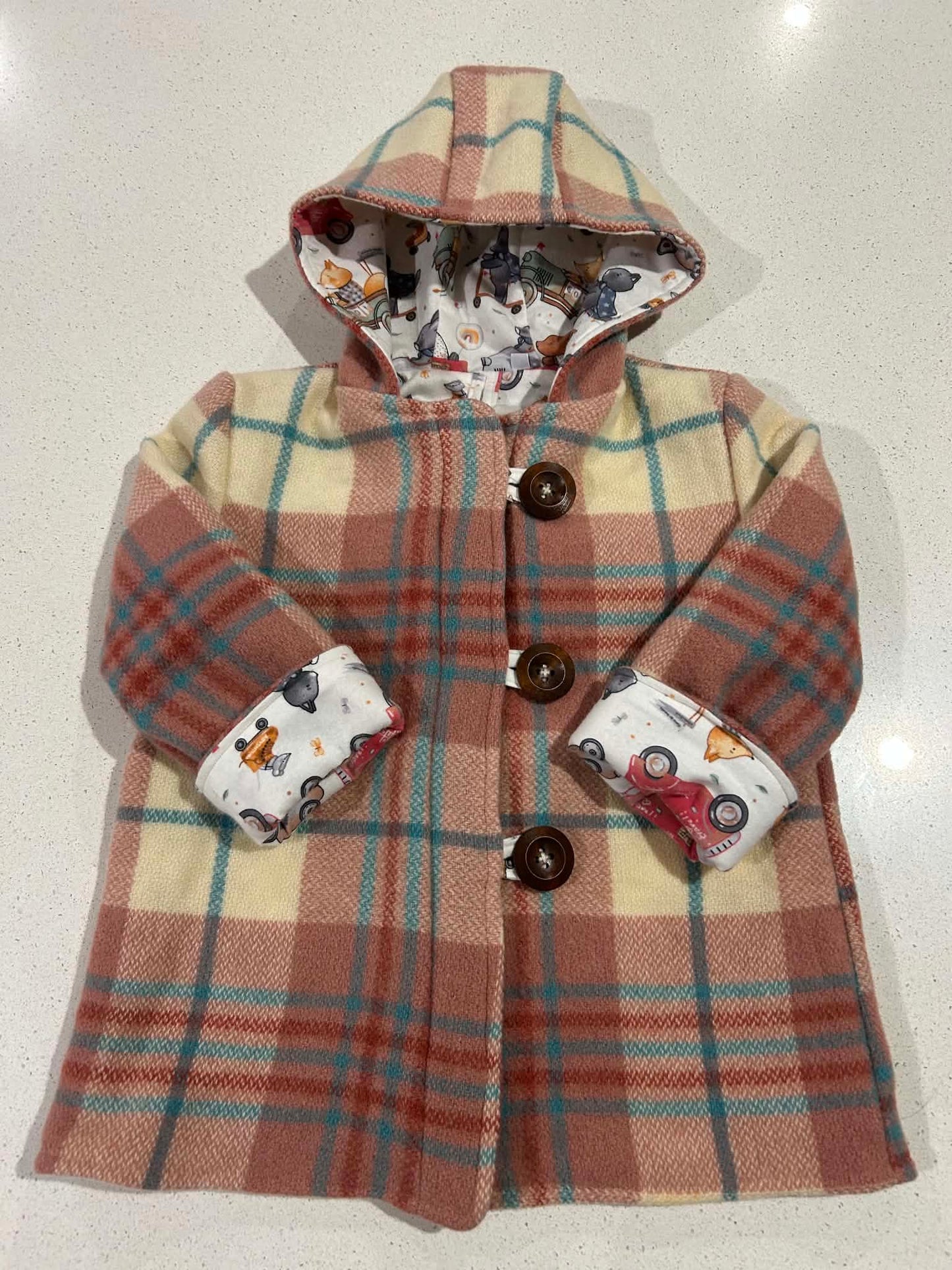 Size 4 Round Hood Wool Coat