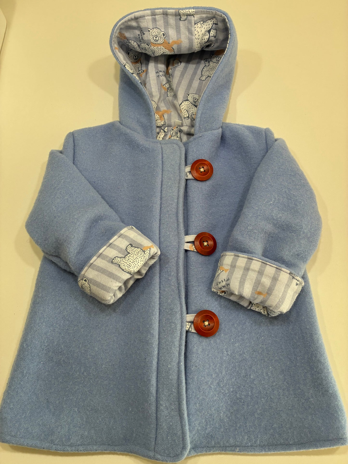 Size 4 Round Hood Wool Coat