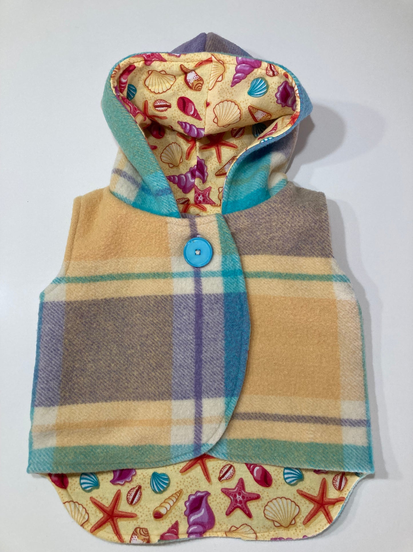 Size 3 Round Hood Wool Vest