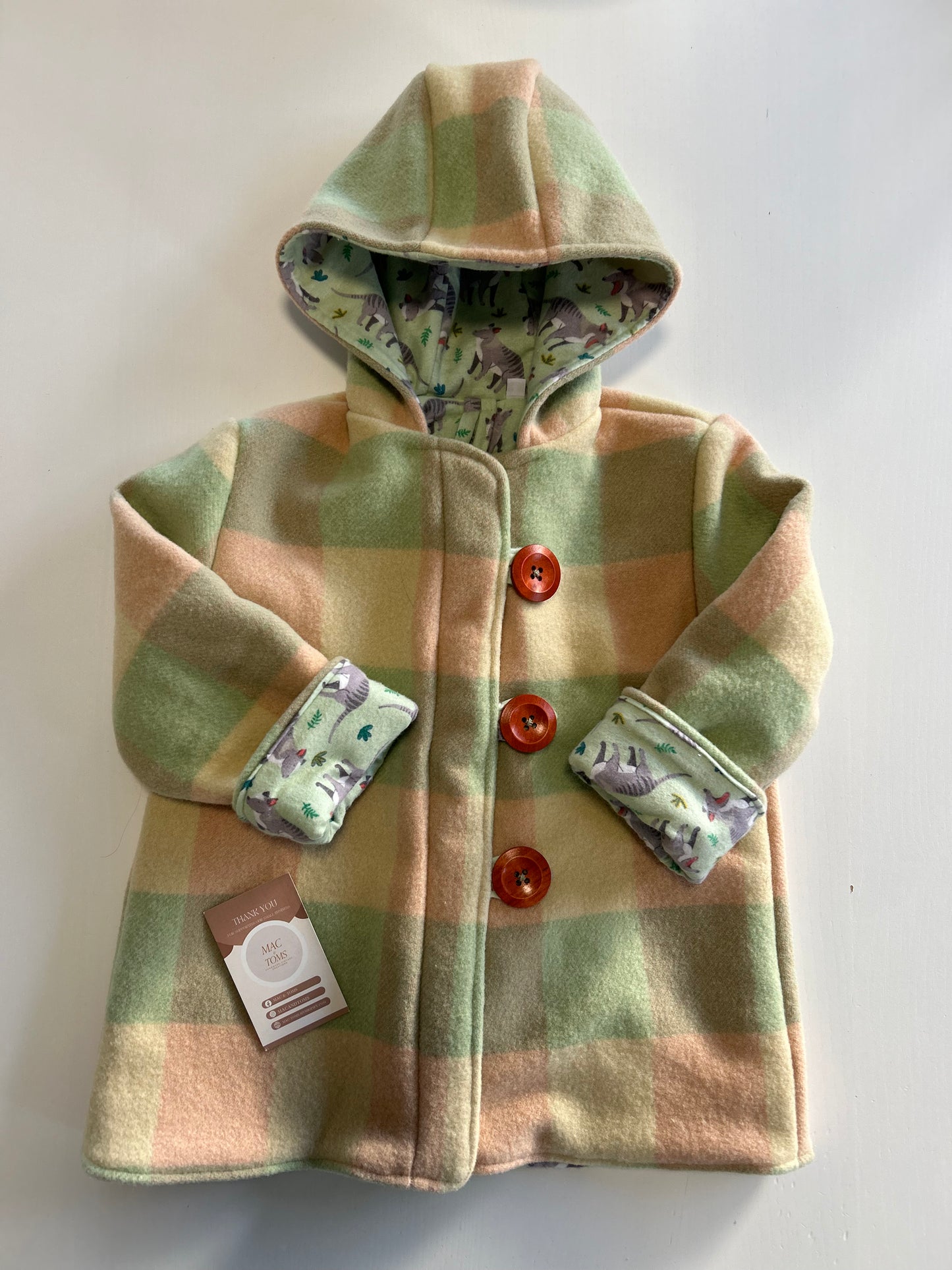 Size 4 Round Hood Wool Coat