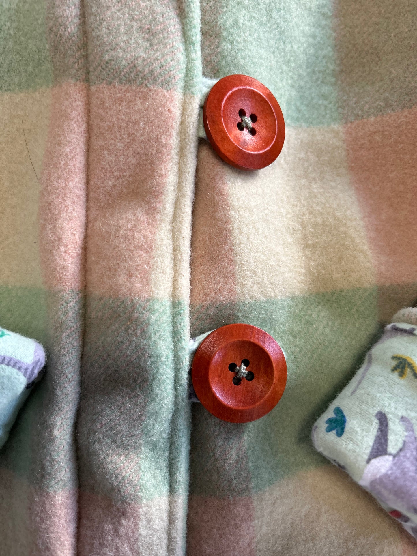Size 4 Round Hood Wool Coat