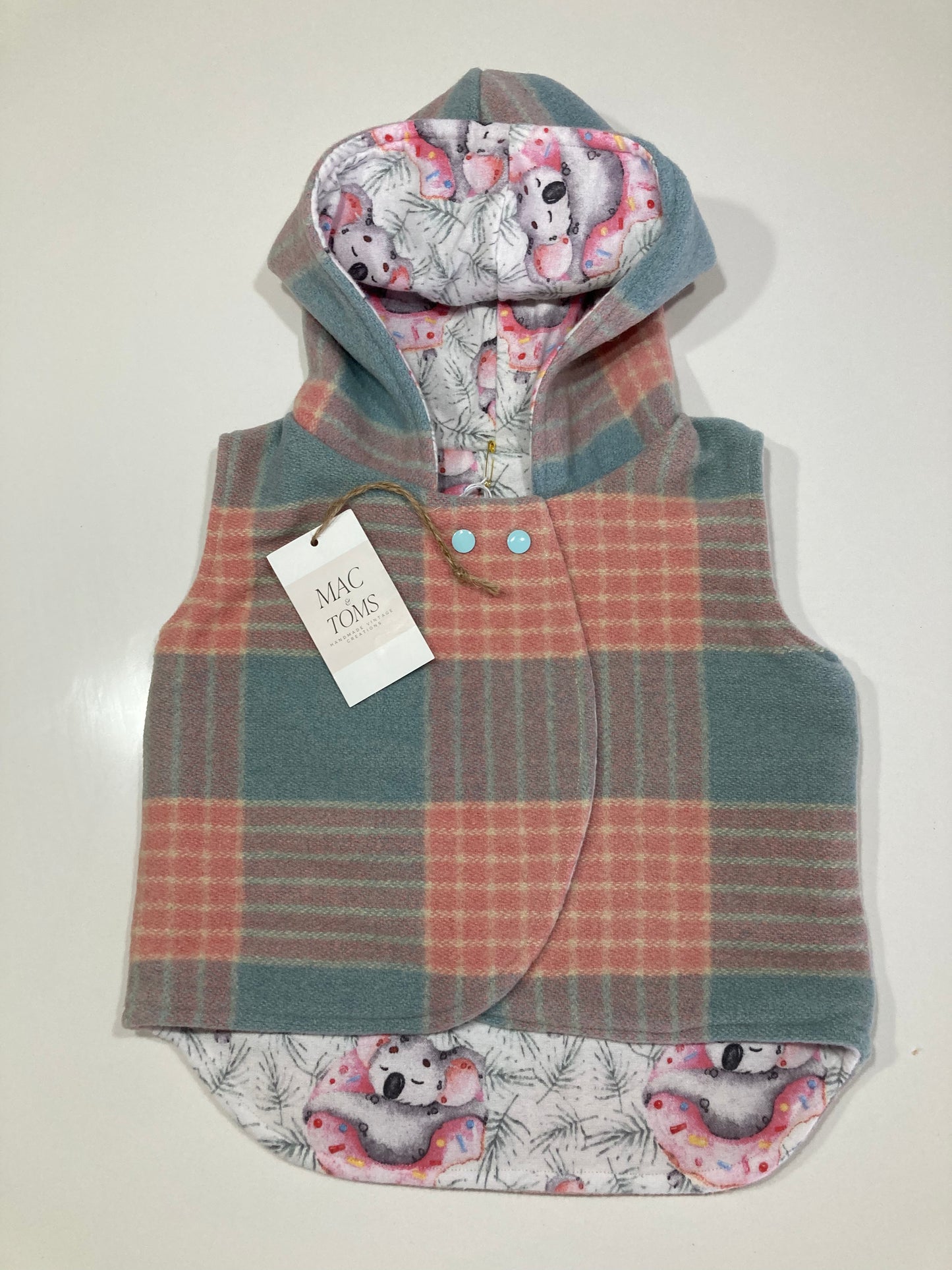 Size 3 Round Hood Wool Vest